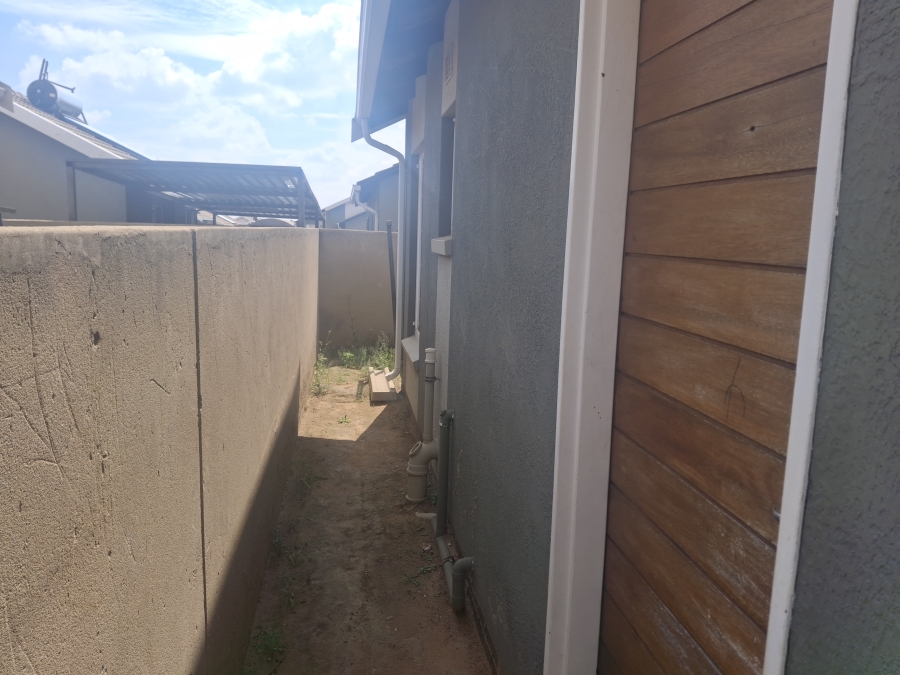 2 Bedroom Property for Sale in Windmill Park Gauteng