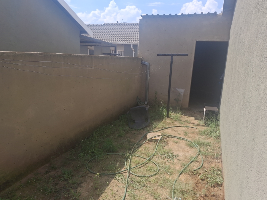 2 Bedroom Property for Sale in Windmill Park Gauteng