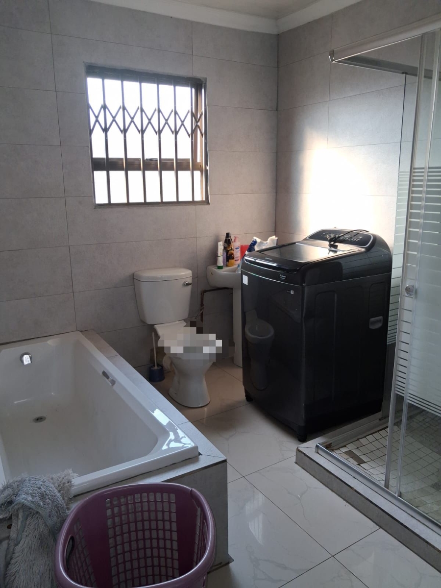 3 Bedroom Property for Sale in Vanderbijlpark CE 7 Gauteng