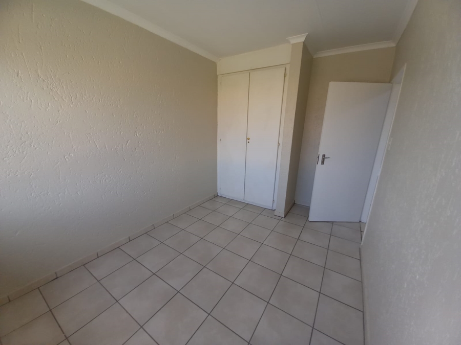 2 Bedroom Property for Sale in Kenleaf Gauteng