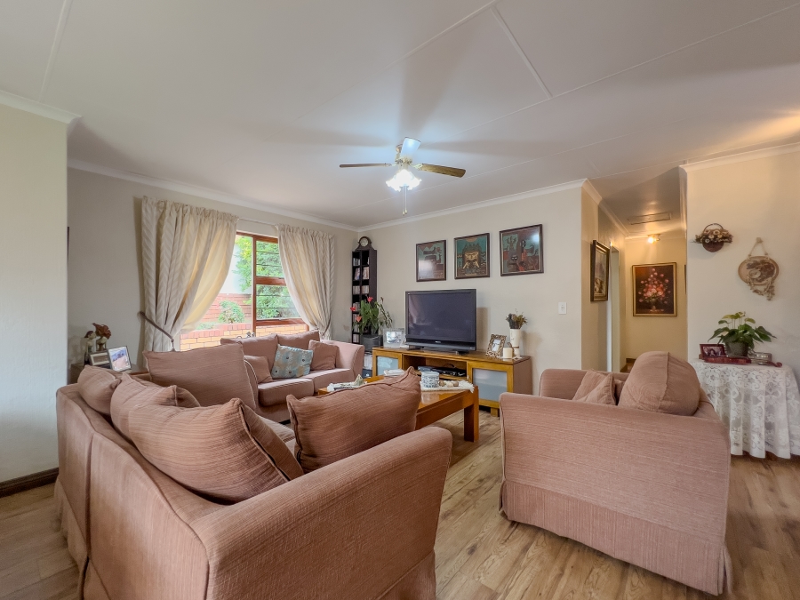 3 Bedroom Property for Sale in Van Riebeeck Park Gauteng