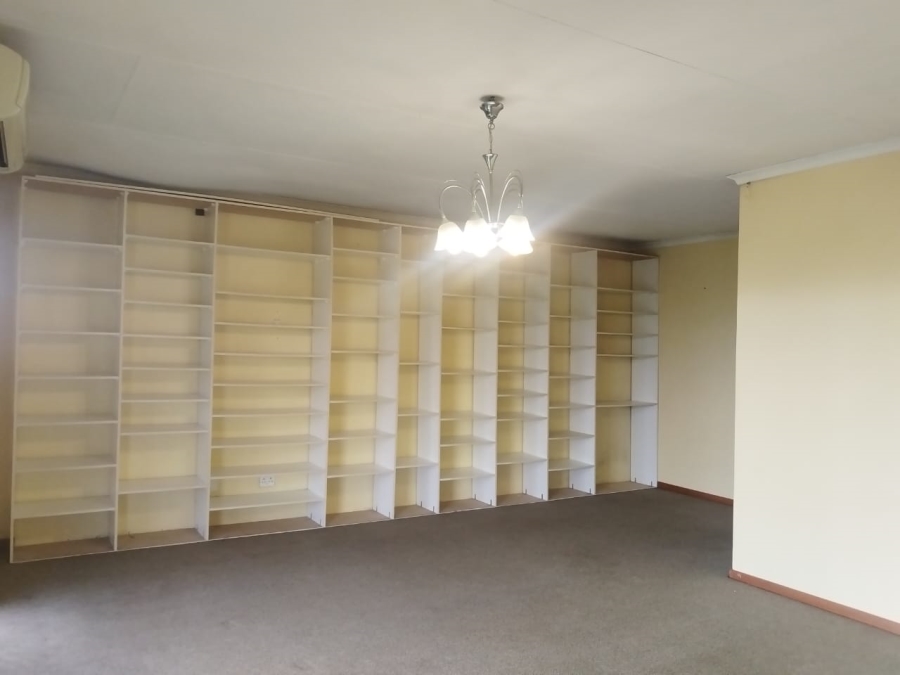 7 Bedroom Property for Sale in Kensington Gauteng