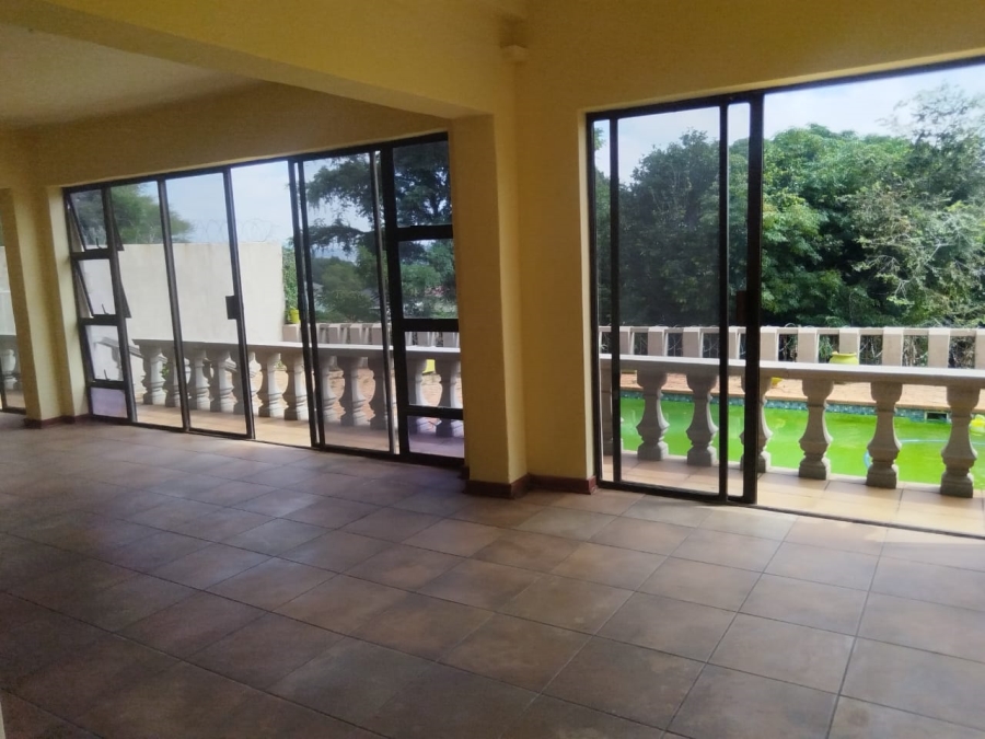 7 Bedroom Property for Sale in Kensington Gauteng