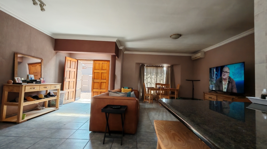 To Let 3 Bedroom Property for Rent in Vanderbijlpark SW 5 Gauteng