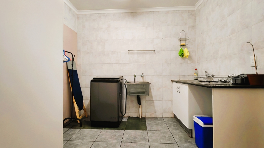 To Let 3 Bedroom Property for Rent in Vanderbijlpark SW 5 Gauteng