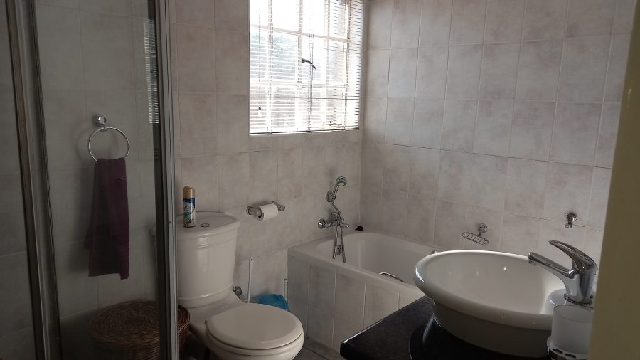 To Let 3 Bedroom Property for Rent in Vanderbijlpark SW 5 Gauteng