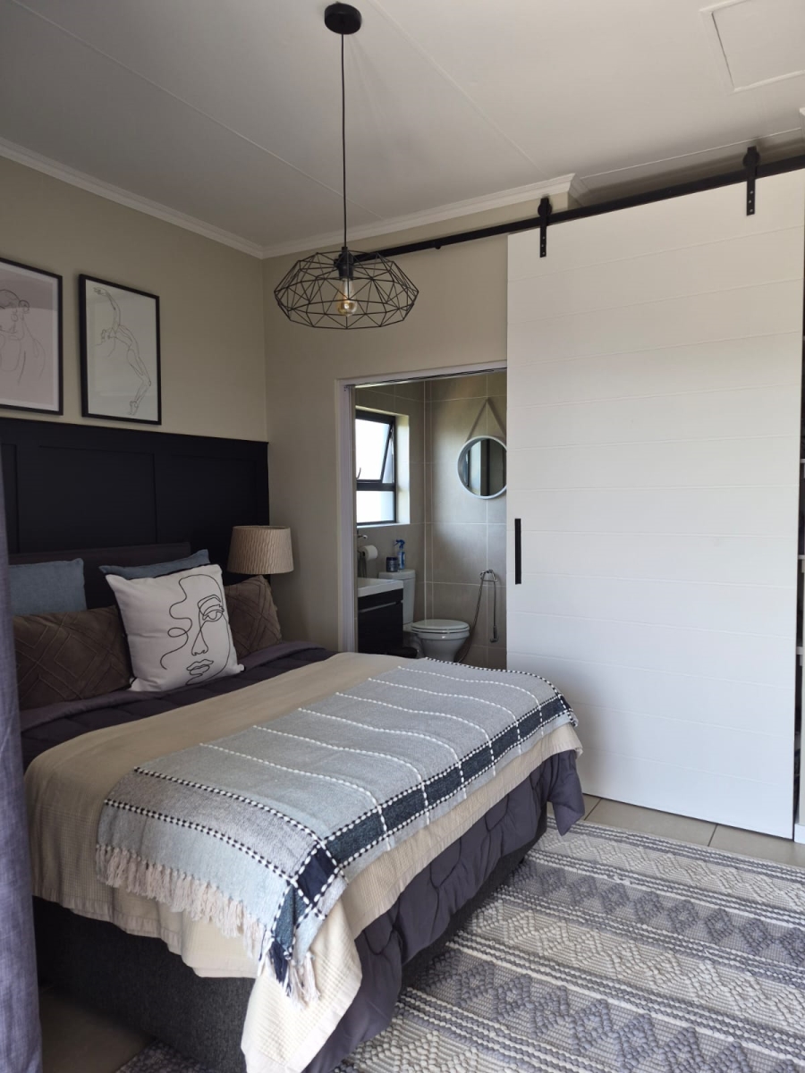 To Let 1 Bedroom Property for Rent in Modderfontein Gauteng