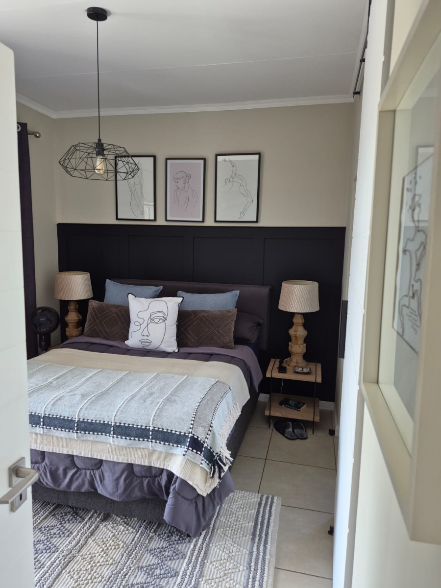 To Let 1 Bedroom Property for Rent in Modderfontein Gauteng