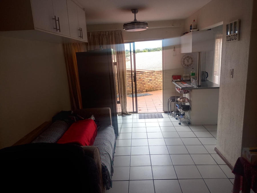 2 Bedroom Property for Sale in Ridgeway Gauteng