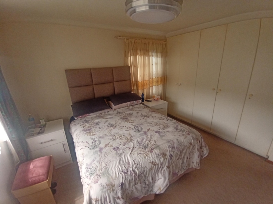 2 Bedroom Property for Sale in Ridgeway Gauteng