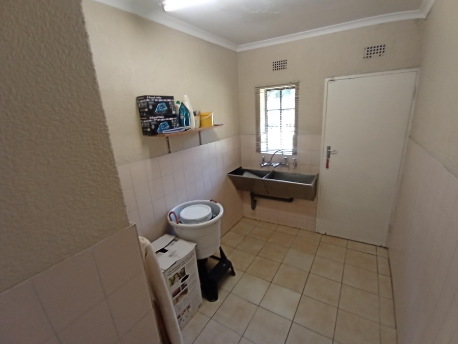 4 Bedroom Property for Sale in Brackenhurst Gauteng