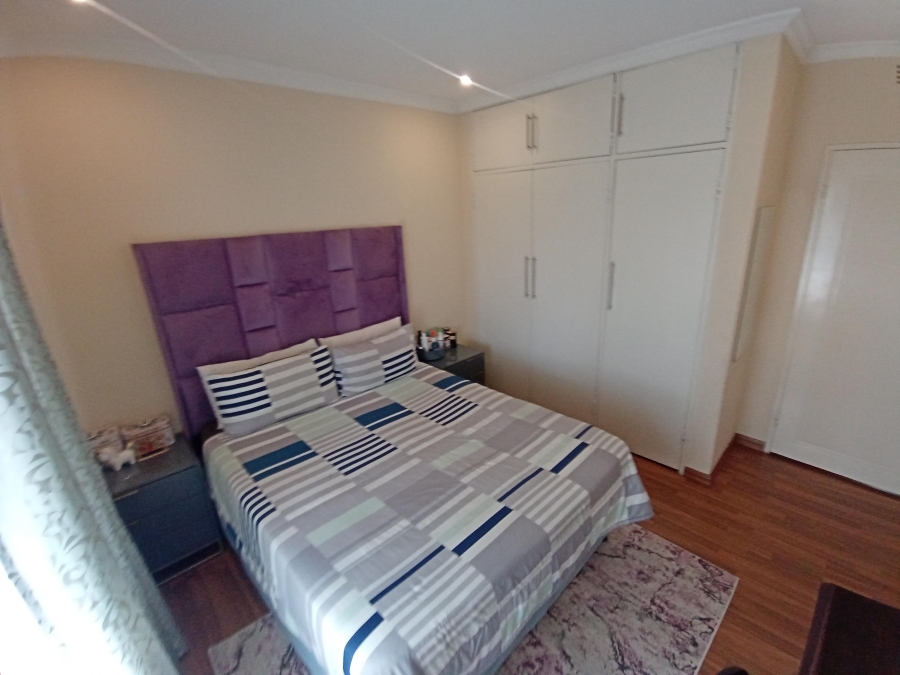 4 Bedroom Property for Sale in Brackenhurst Gauteng