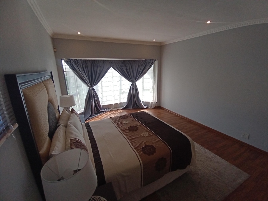 4 Bedroom Property for Sale in Brackenhurst Gauteng
