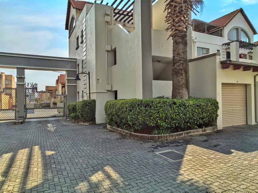 2 Bedroom Property for Sale in Blackheath Gauteng