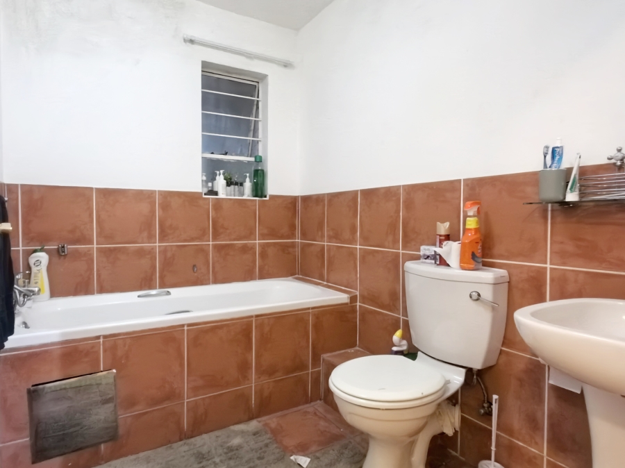 2 Bedroom Property for Sale in Blackheath Gauteng