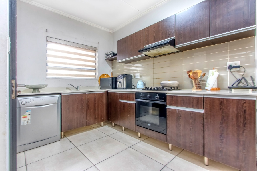 2 Bedroom Property for Sale in Fourways Gauteng