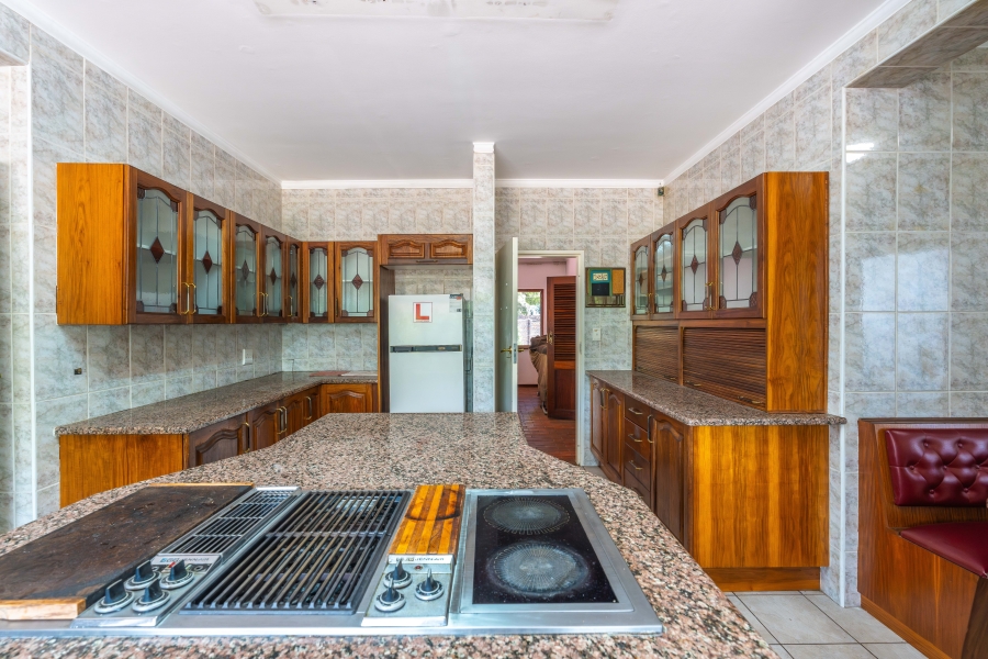 5 Bedroom Property for Sale in Bryanston Gauteng