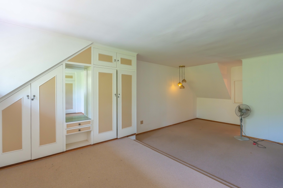 5 Bedroom Property for Sale in Bryanston Gauteng