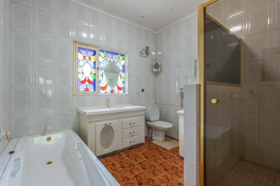 5 Bedroom Property for Sale in Bryanston Gauteng