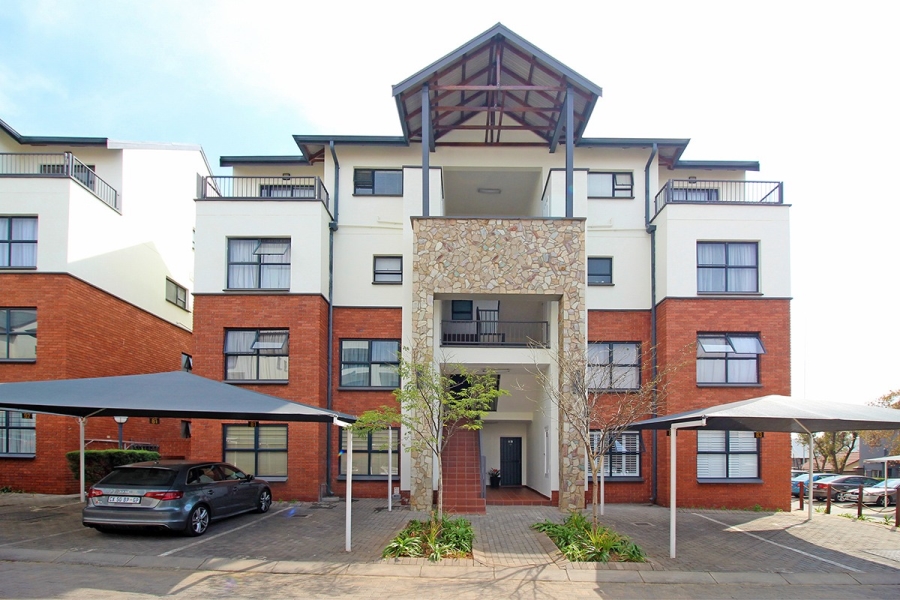 To Let 3 Bedroom Property for Rent in Greenstone Hill Gauteng