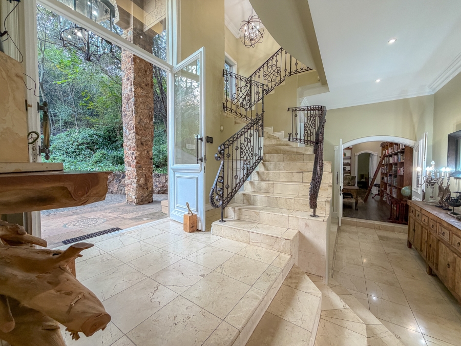 5 Bedroom Property for Sale in Cornwall Hill Gauteng