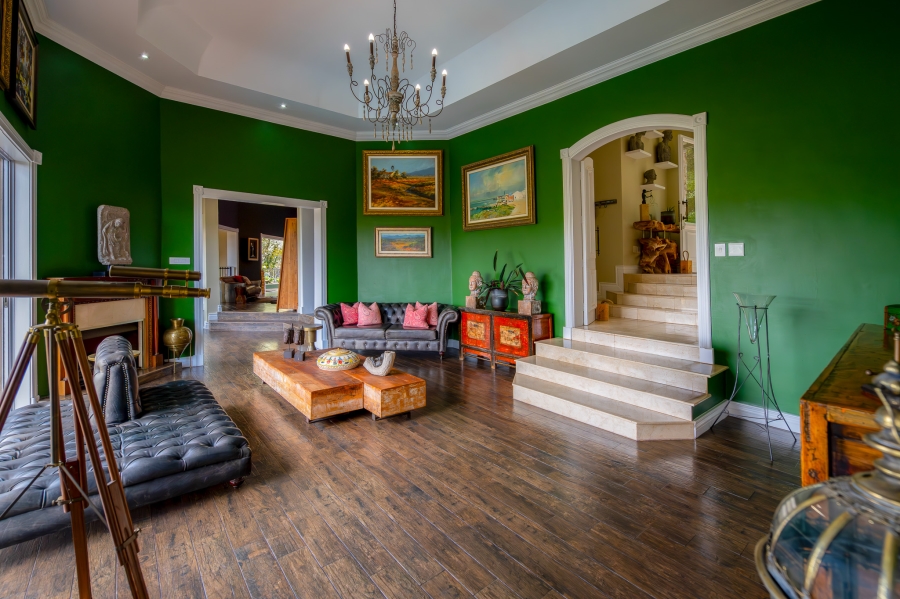 5 Bedroom Property for Sale in Cornwall Hill Gauteng