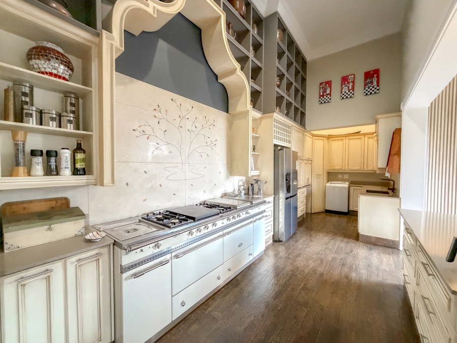 5 Bedroom Property for Sale in Cornwall Hill Gauteng