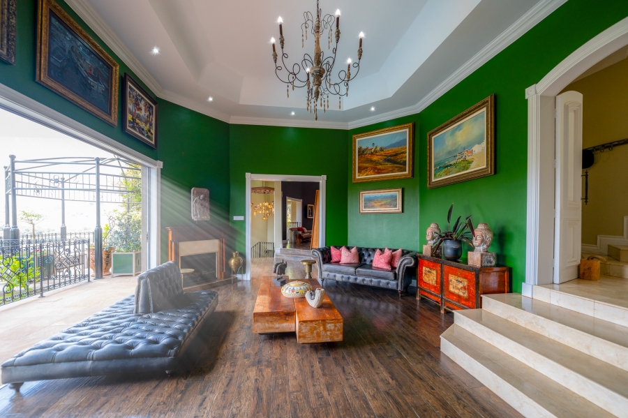 5 Bedroom Property for Sale in Cornwall Hill Gauteng