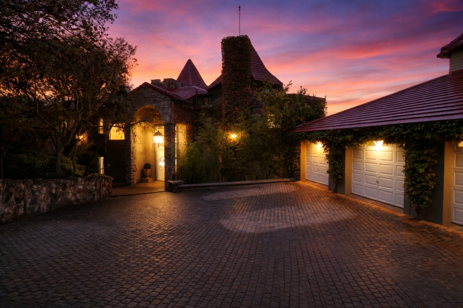 5 Bedroom Property for Sale in Cornwall Hill Gauteng