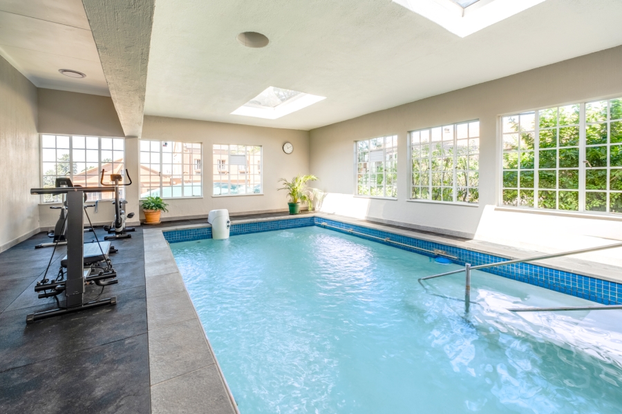 1 Bedroom Property for Sale in Bryanston Gauteng