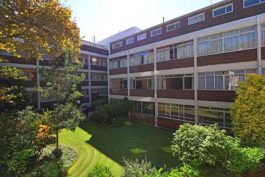 2 Bedroom Property for Sale in Birdhaven Gauteng