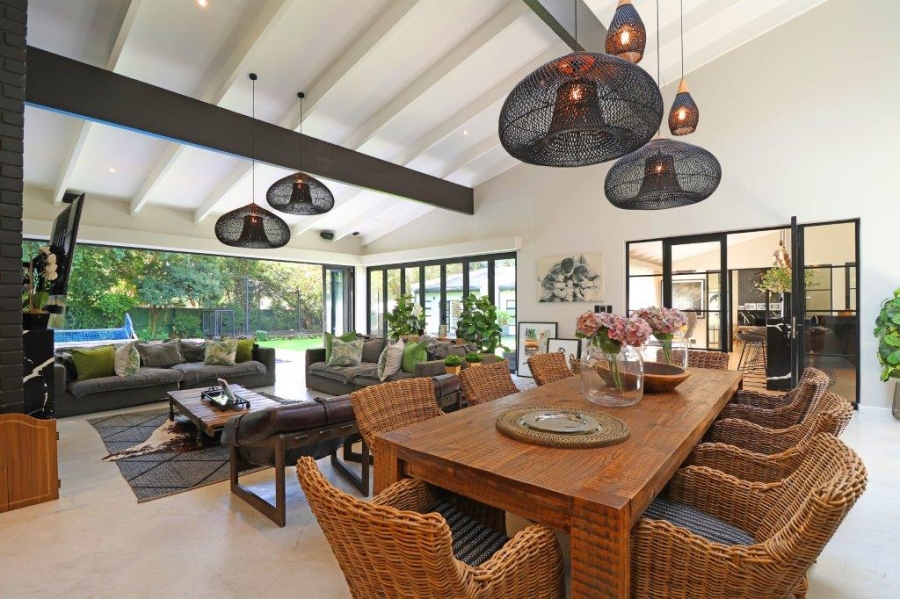 To Let 4 Bedroom Property for Rent in Atholl Gauteng