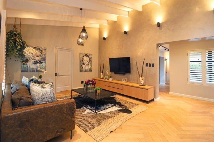 To Let 4 Bedroom Property for Rent in Atholl Gauteng