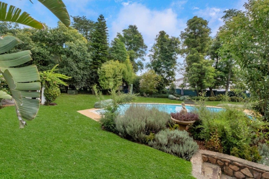 4 Bedroom Property for Sale in Atholl Gauteng