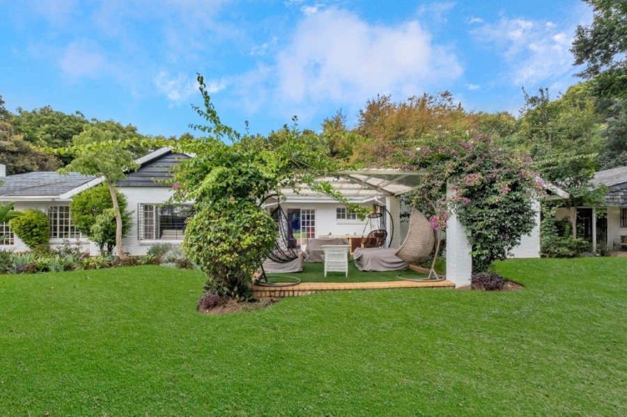 4 Bedroom Property for Sale in Atholl Gauteng