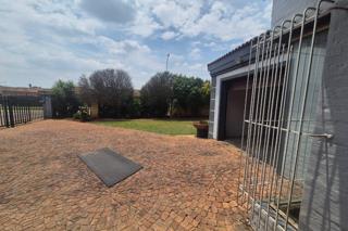 2 Bedroom Property for Sale in Brakpan North Gauteng