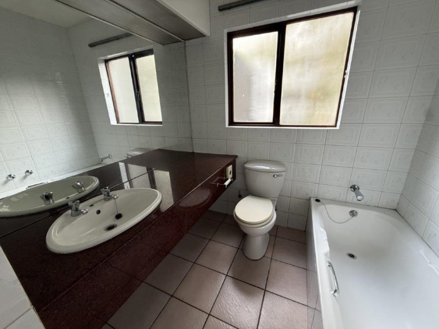 1 Bedroom Property for Sale in Melrose Gauteng