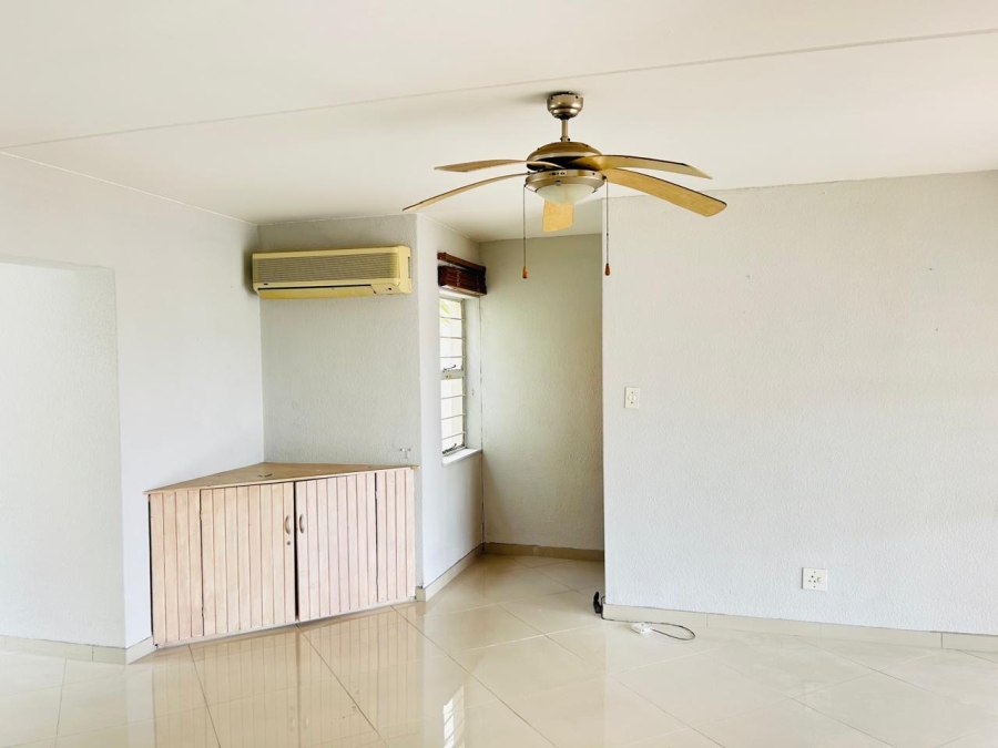 To Let 3 Bedroom Property for Rent in Bellairspark Gauteng
