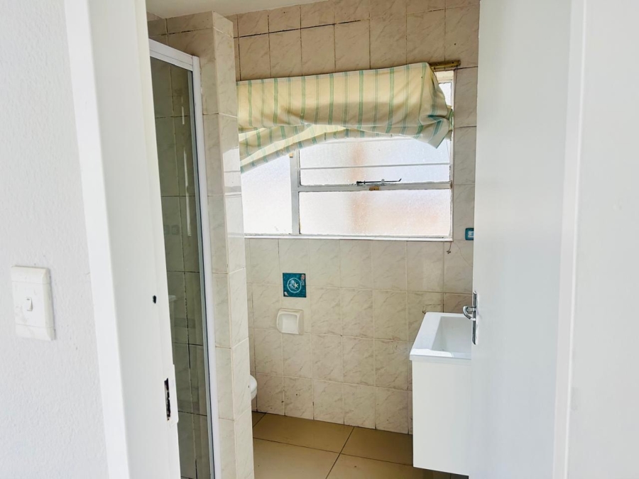 To Let 3 Bedroom Property for Rent in Bellairspark Gauteng