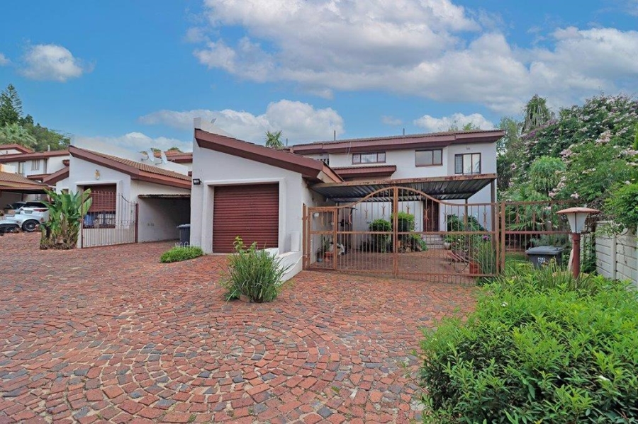 5 Bedroom Property for Sale in Lyndhurst Gauteng