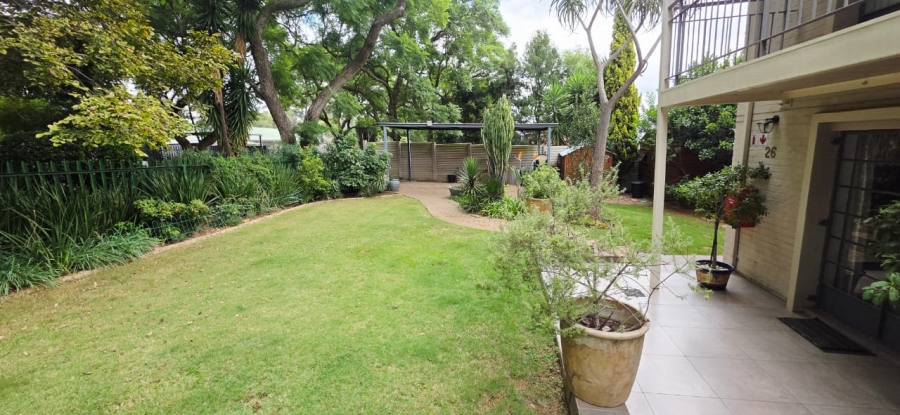 2 Bedroom Property for Sale in Lakeside Gauteng