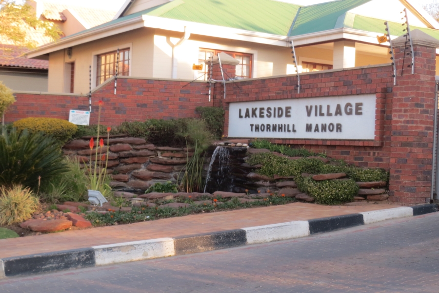 2 Bedroom Property for Sale in Lakeside Gauteng