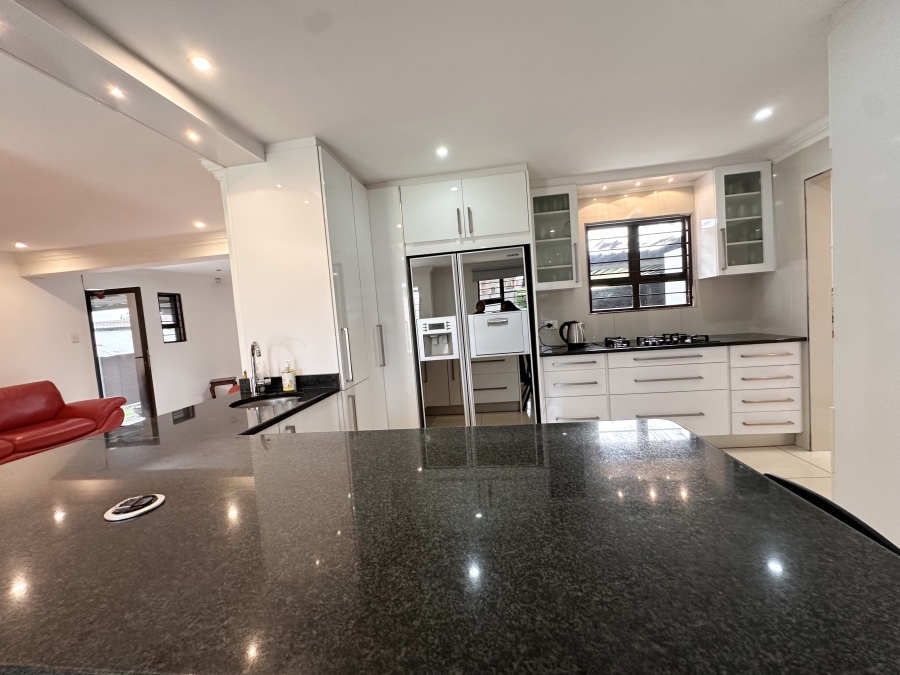 3 Bedroom Property for Sale in Heuweloord Gauteng