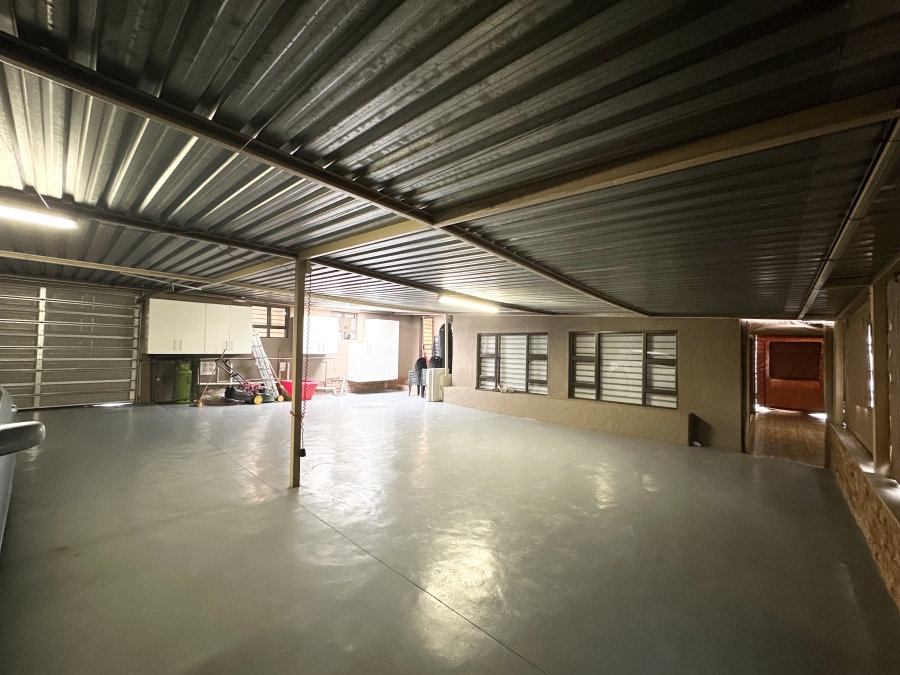 3 Bedroom Property for Sale in Heuweloord Gauteng