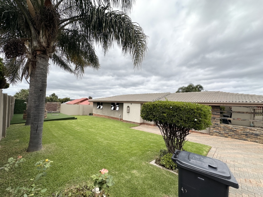 3 Bedroom Property for Sale in Heuweloord Gauteng