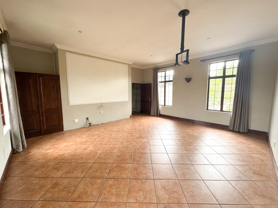 4 Bedroom Property for Sale in Zwartkop Golf Estate Gauteng