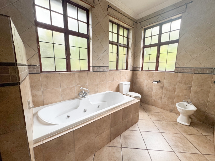 4 Bedroom Property for Sale in Zwartkop Golf Estate Gauteng