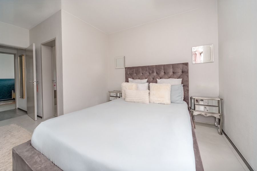 3 Bedroom Property for Sale in Broadacres Gauteng