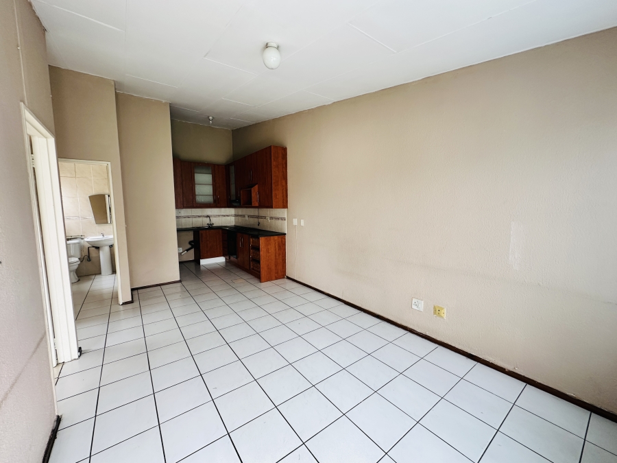 2 Bedroom Property for Sale in Ridgeway Gauteng