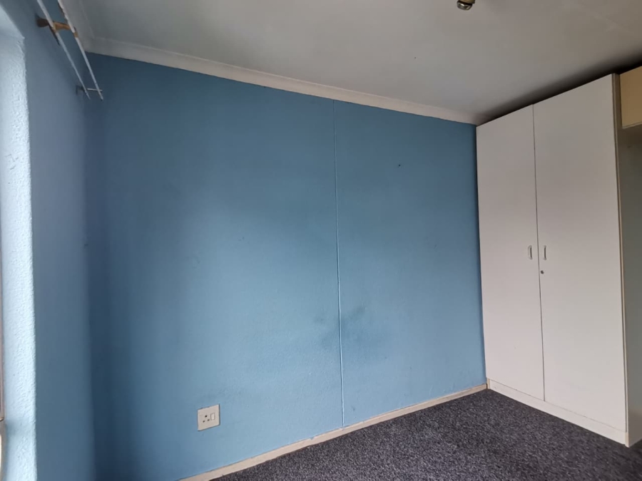 2 Bedroom Property for Sale in Oakdene Gauteng